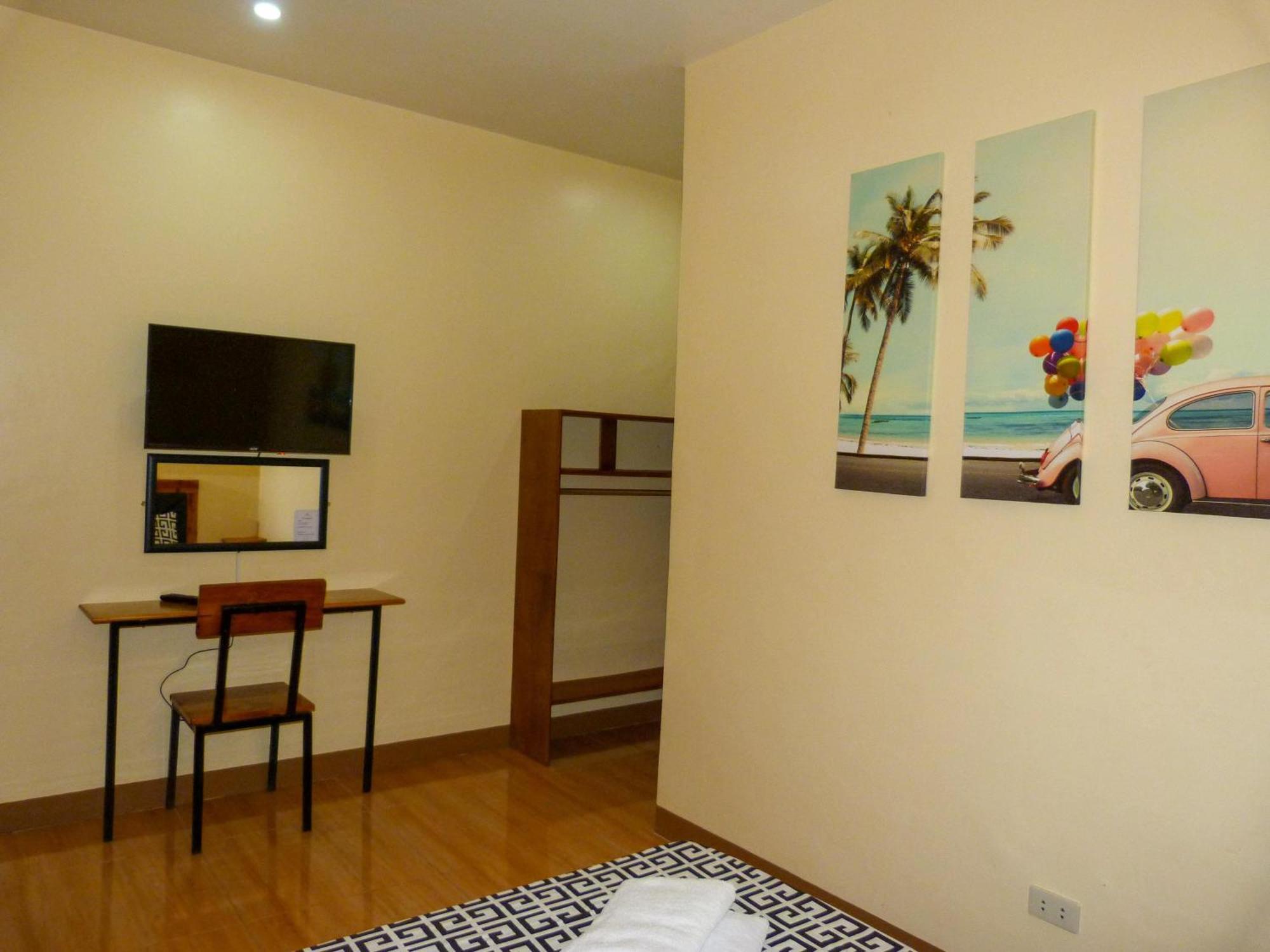 Midnite Inn Panglao-stad Buitenkant foto