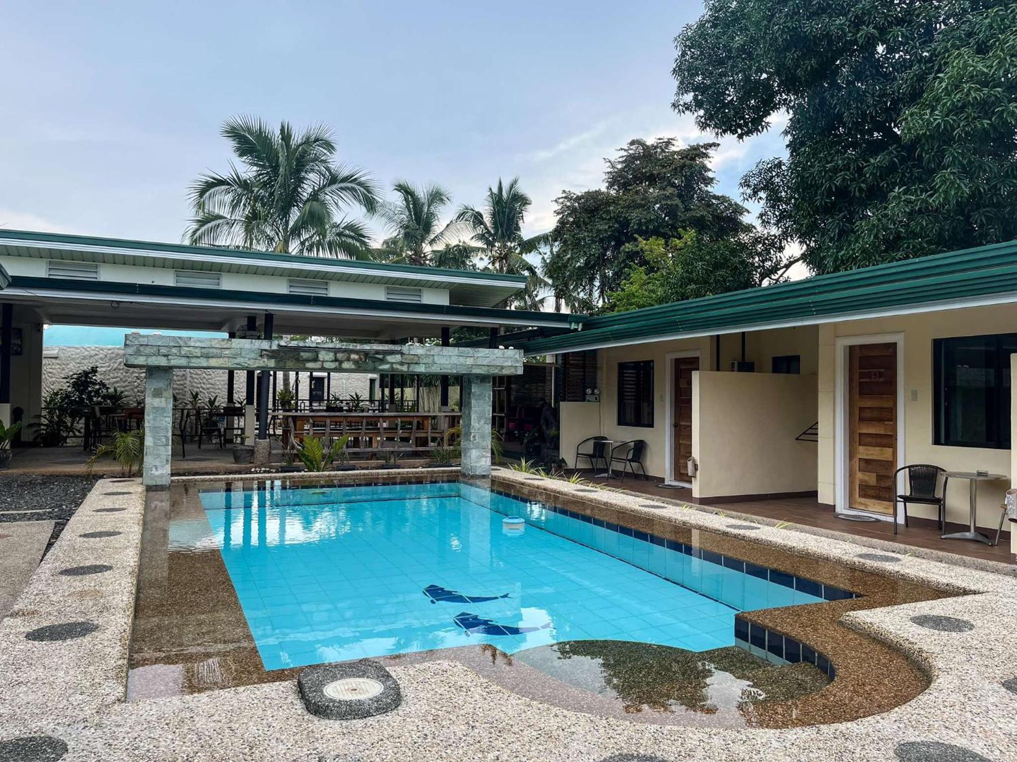 Midnite Inn Panglao-stad Buitenkant foto