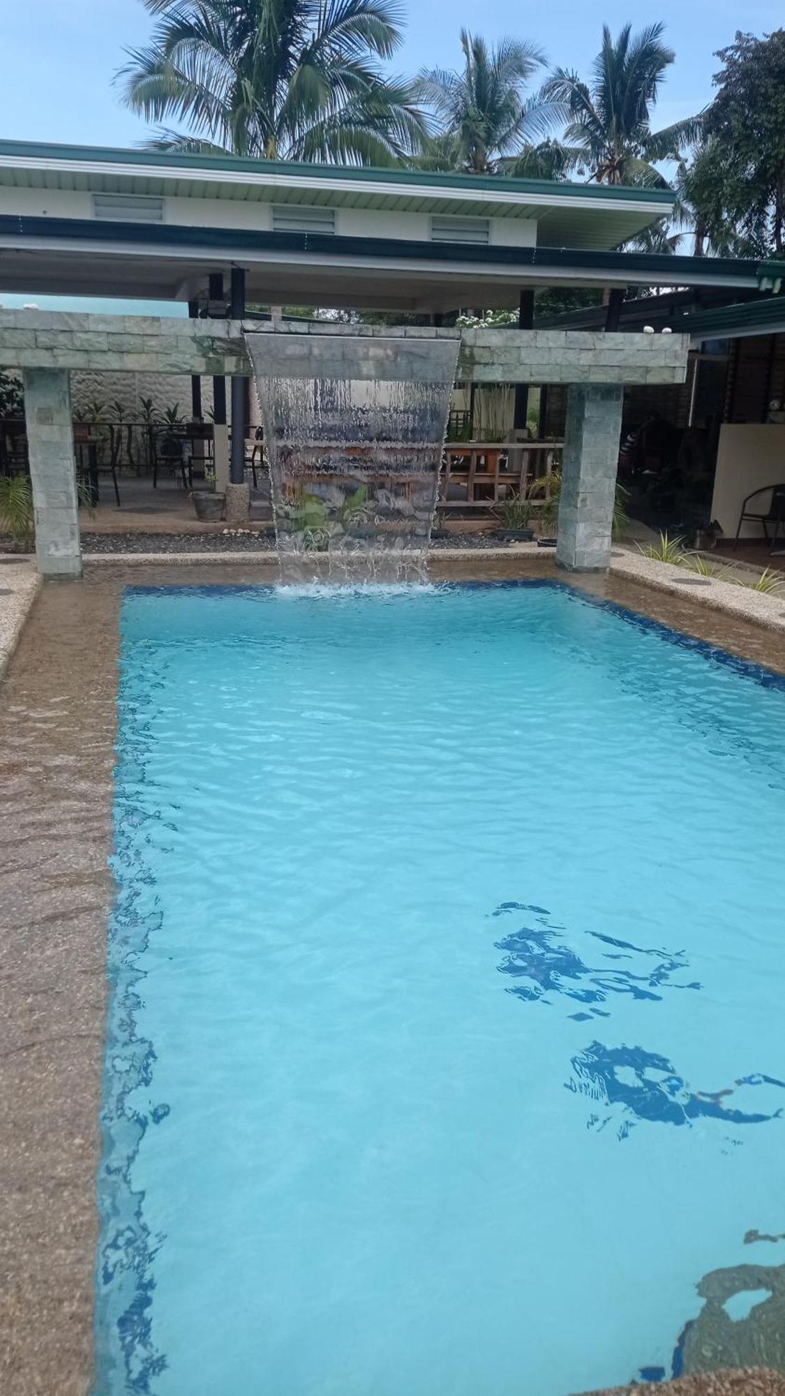 Midnite Inn Panglao-stad Buitenkant foto